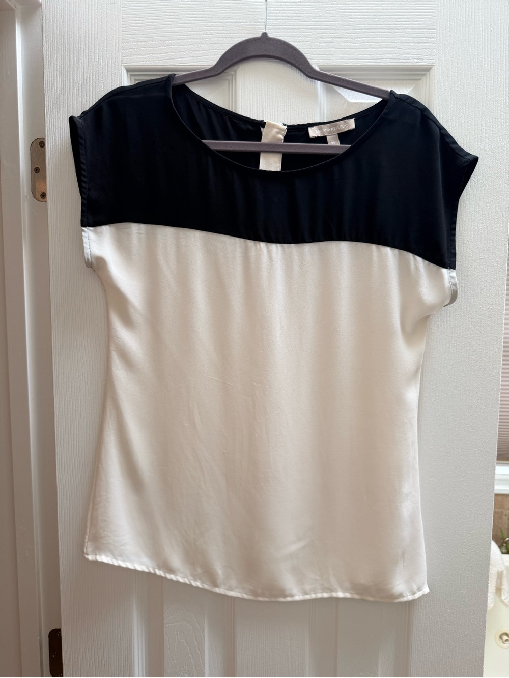 Banana Republic Black and White Colorblock Cap-Sleeve Blouse